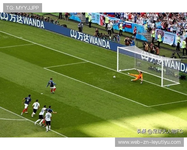 布拉格斯拉维亚将引入技术性左脚将，开启足球战术新篇章